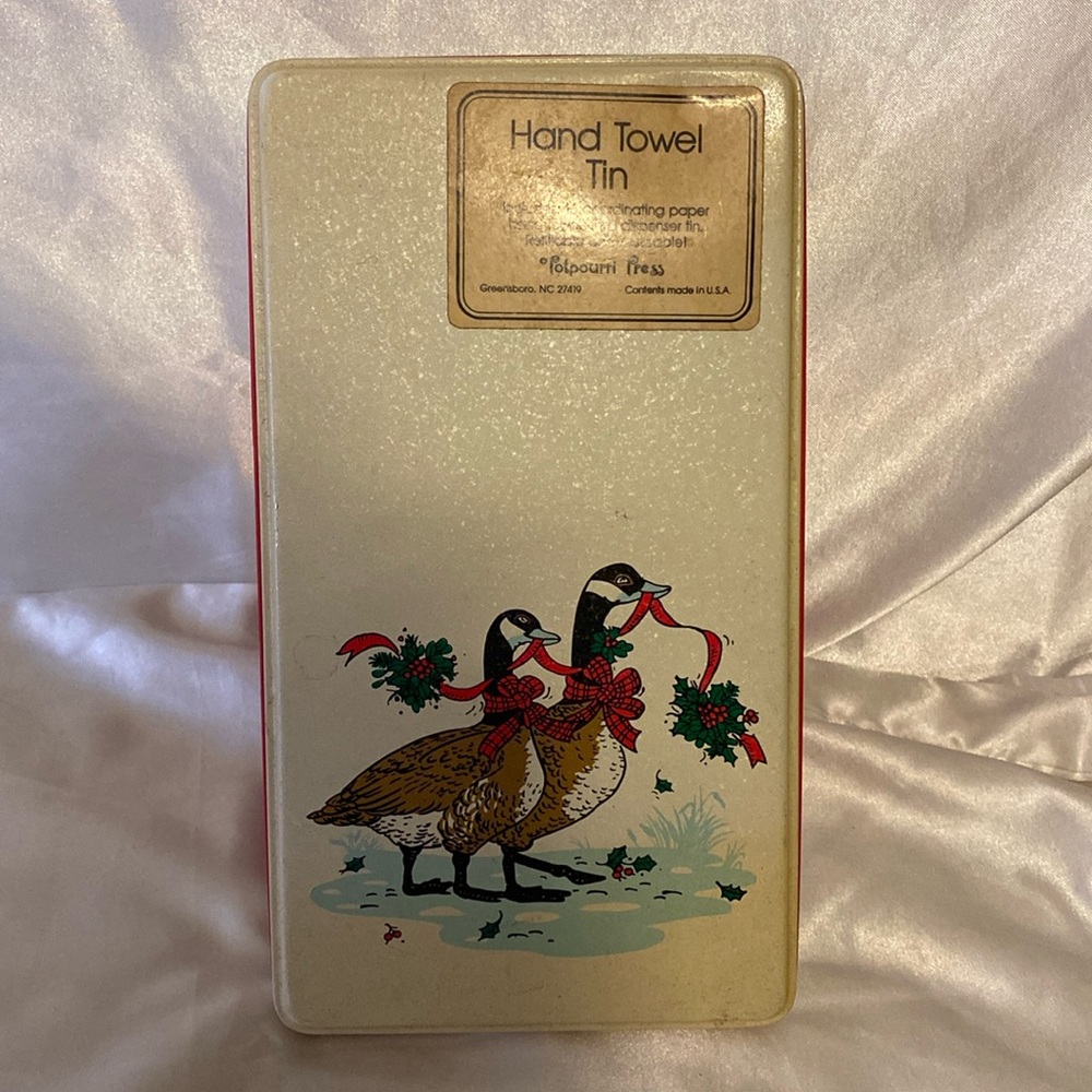 Vintage Potpourri Press tin and napkins